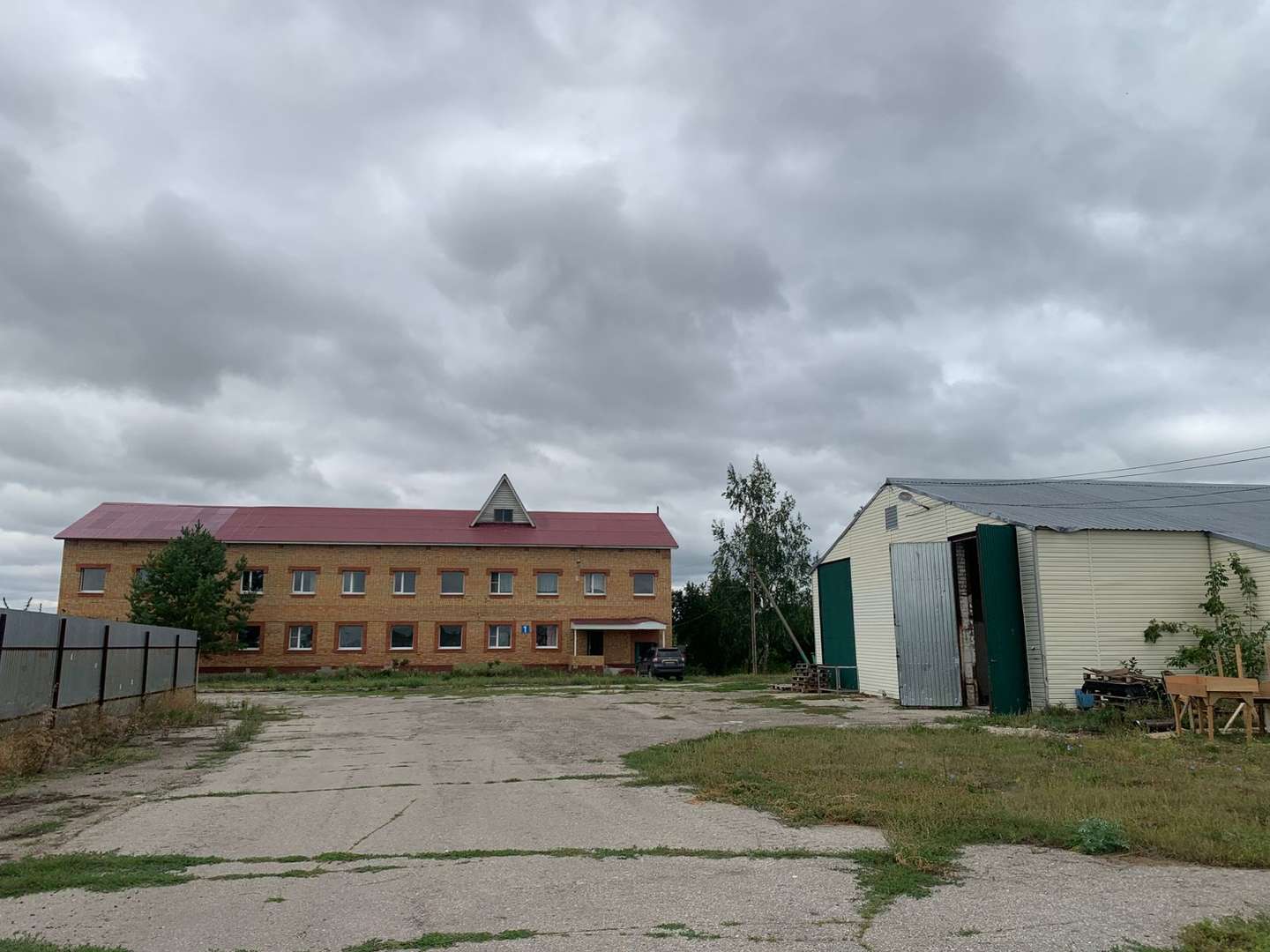 Продажа коммерческой недвижимости, 4250м <sup>2</sup>, Комсомольский, Промышленная улица,  5