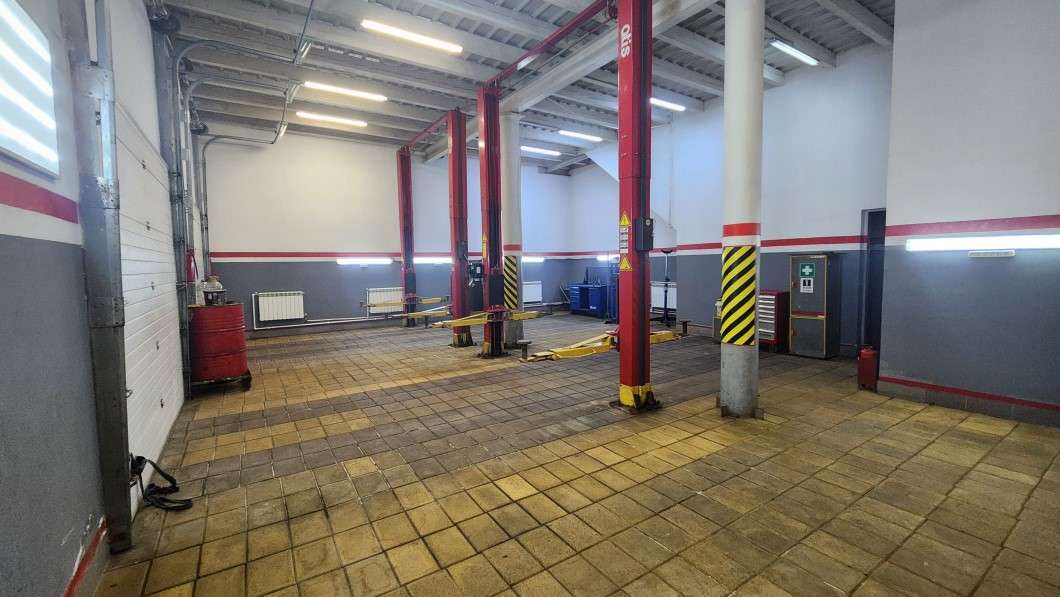 Аренда коммерческой недвижимости, 247м <sup>2</sup>, Самара, Ивана Булкина улица,  20