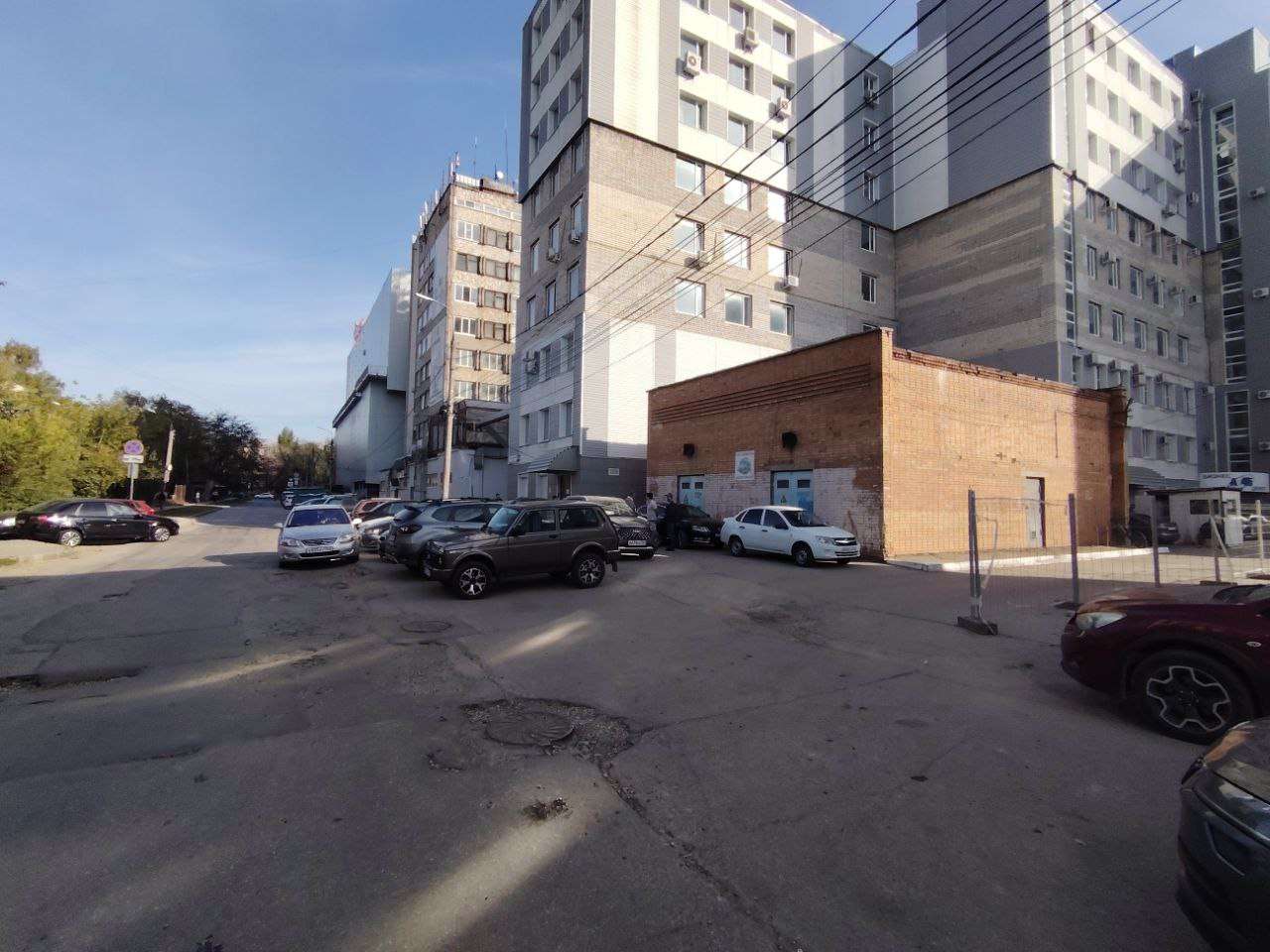 Аренда коммерческой недвижимости, 890м <sup>2</sup>, Самара, Аэродромная улица,  45а