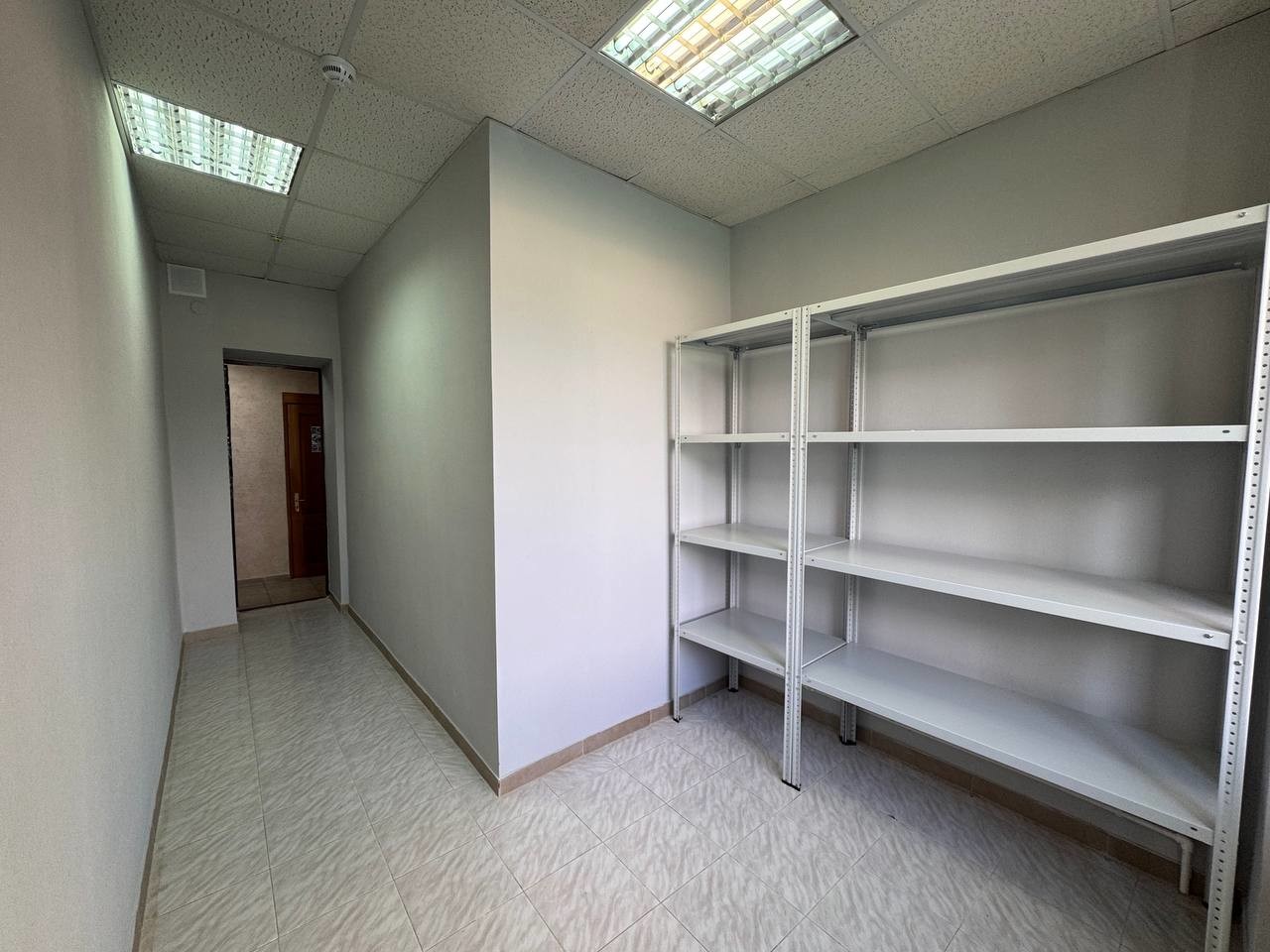 Аренда коммерческой недвижимости, 10м <sup>2</sup>, Самара, Клиническая улица,  210