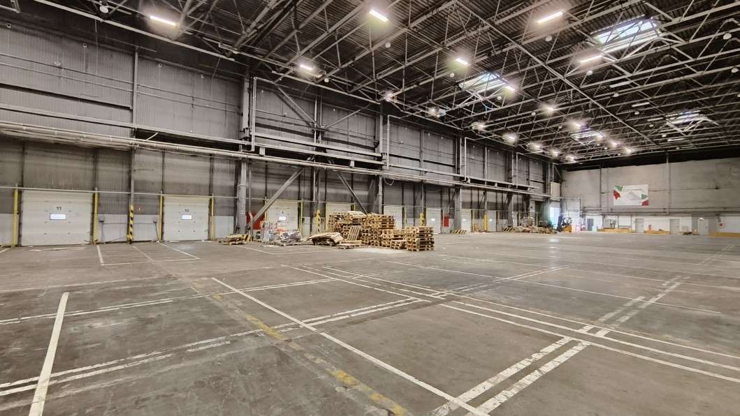 Аренда коммерческой недвижимости, 6300м <sup>2</sup>, Самара, Земеца улица,  32к354