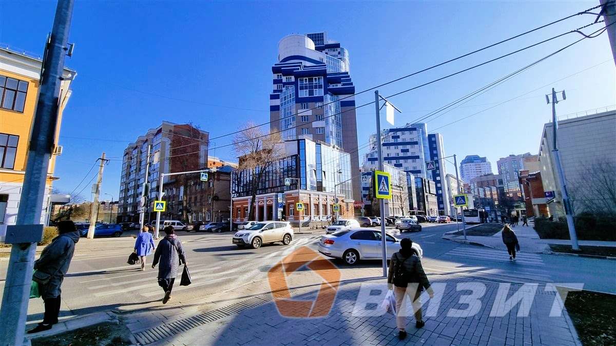 Продажа коммерческой недвижимости, 818м <sup>2</sup>, Самара, Молодогвардейская улица,  143