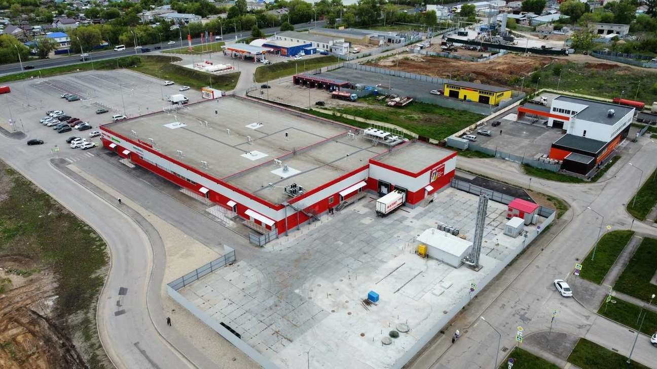 Аренда коммерческой недвижимости, 375м <sup>2</sup>, Лопатино, Изумрудная улица,  2а