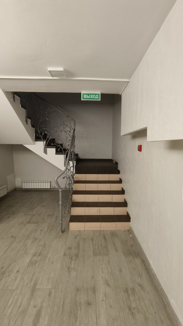 Продажа коммерческой недвижимости, 292м <sup>2</sup>, Новокуйбышевск, Победы проспект,  10