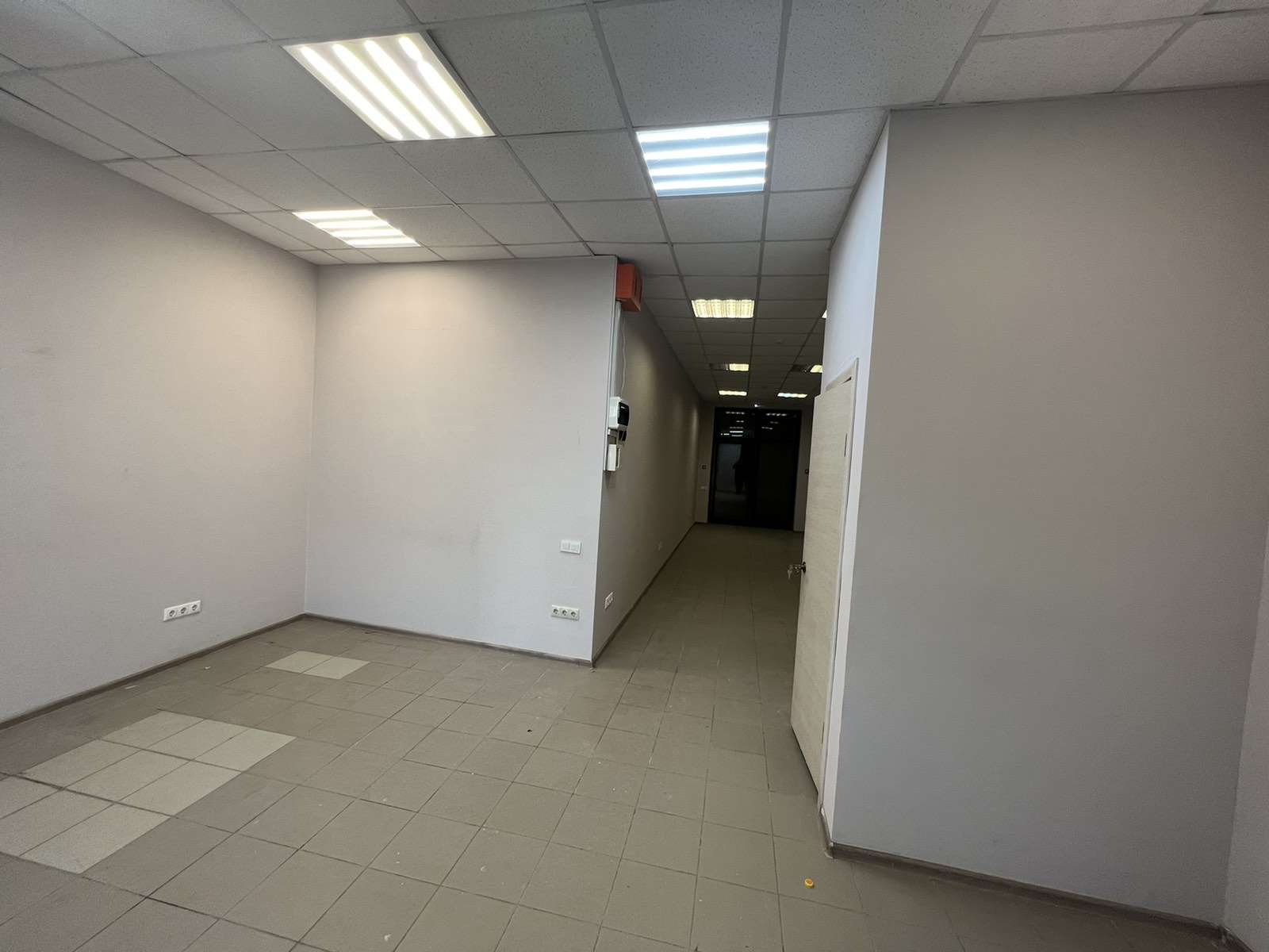 Продажа коммерческой недвижимости, 54м <sup>2</sup>, Самара, Авроры улица,  201