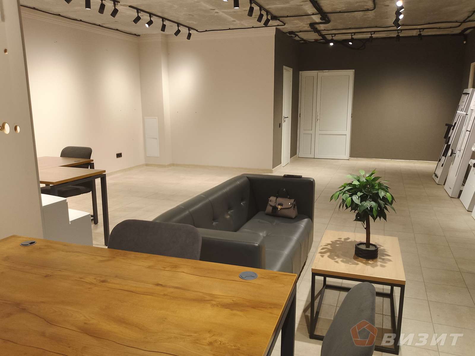 Продажа коммерческой недвижимости, 135м <sup>2</sup>, Самара, 5-я просека,  110Б