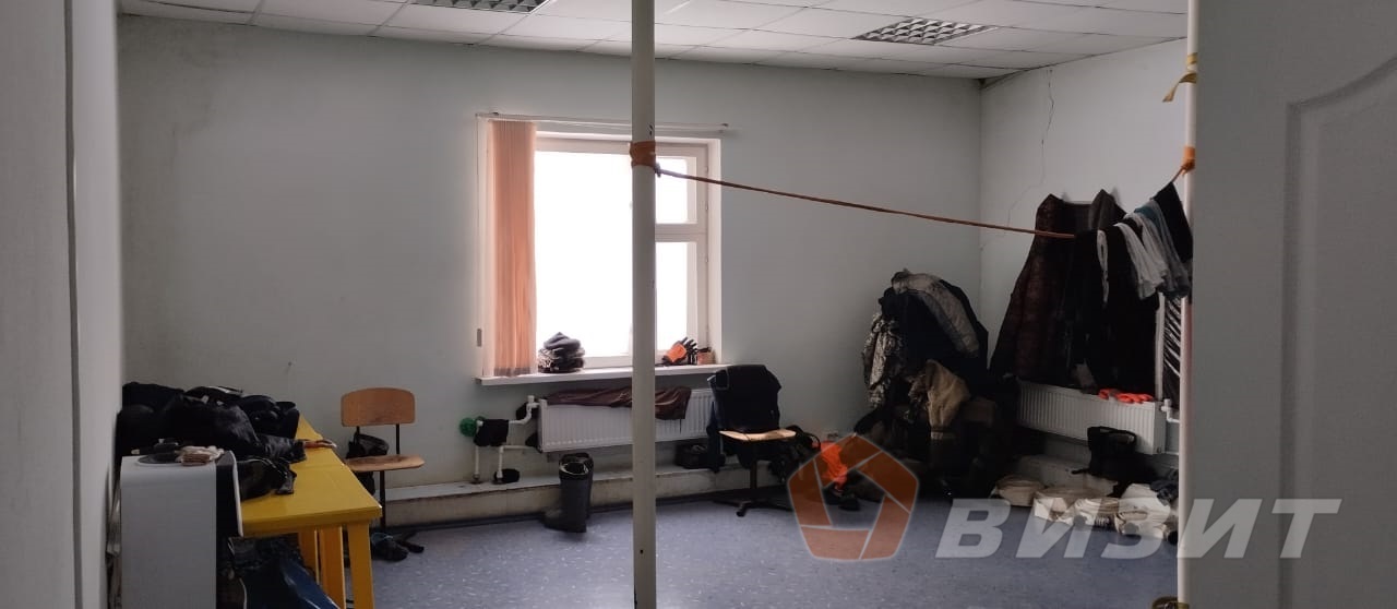 Аренда коммерческой недвижимости, 1296м <sup>2</sup>, Самара, 22 Партсъезда улица,  2а