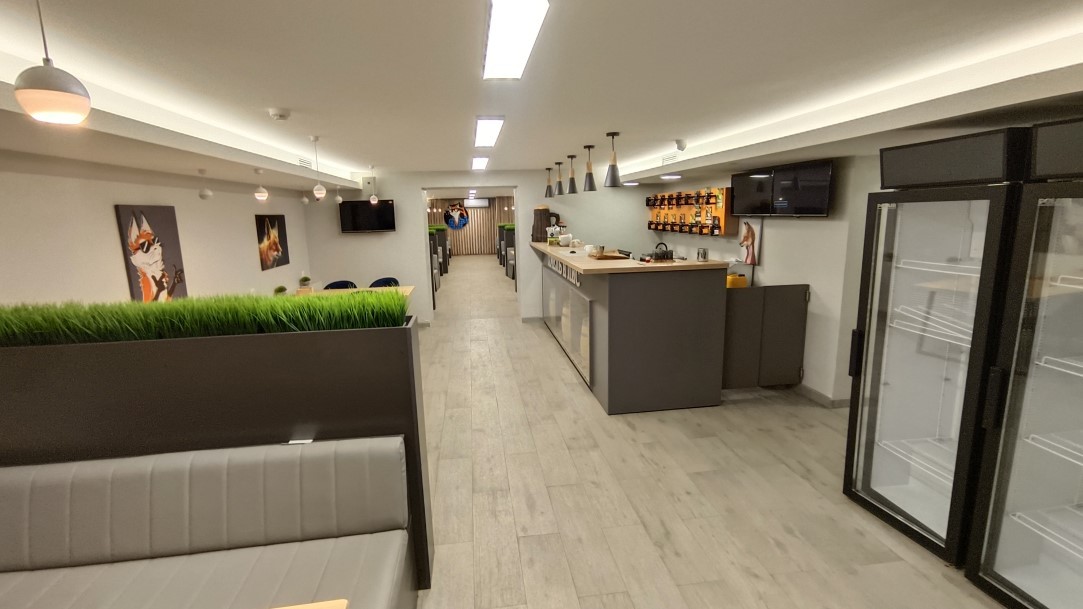 Аренда коммерческой недвижимости, 292м <sup>2</sup>, Новокуйбышевск, Победы проспект,  10