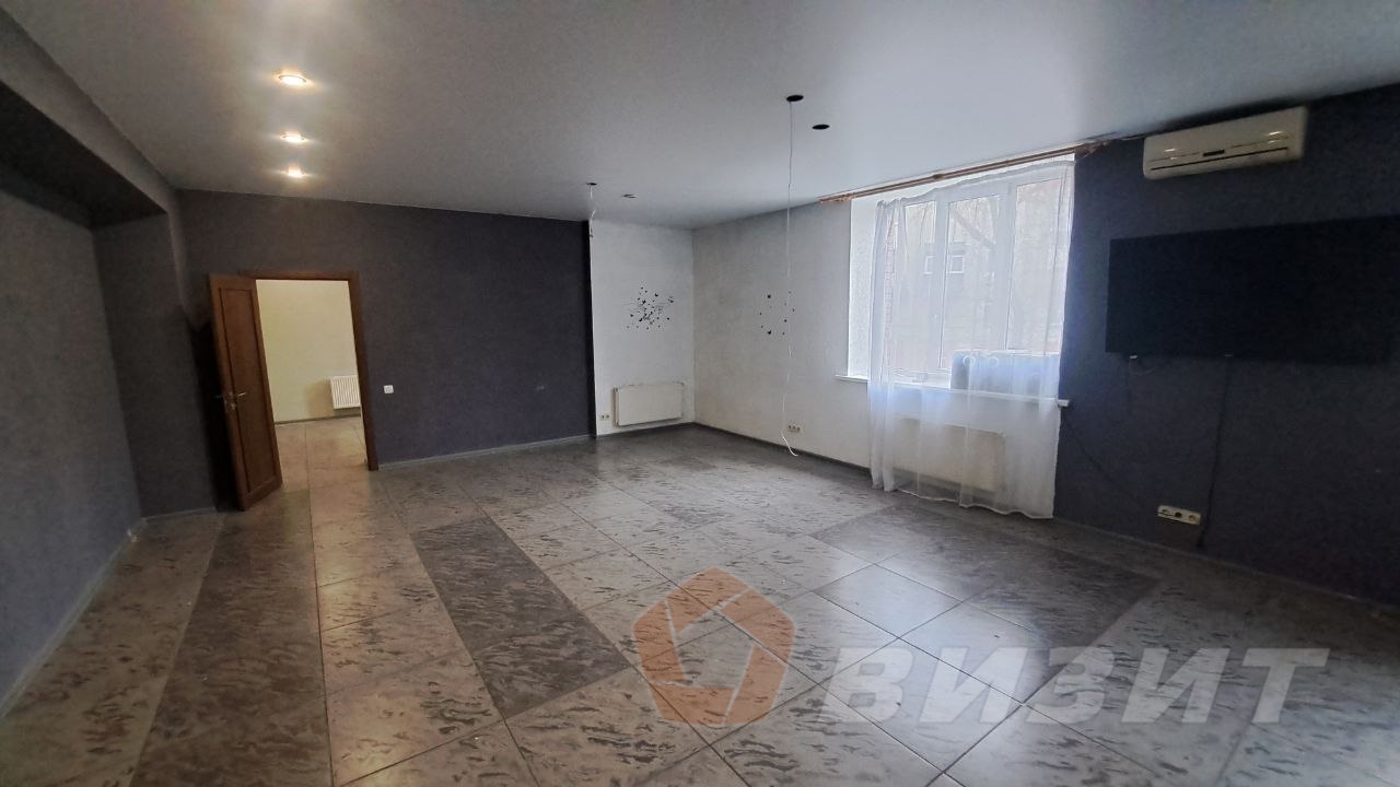 Продажа коммерческой недвижимости, 650м <sup>2</sup>, Самара, Елизарова улица,  23