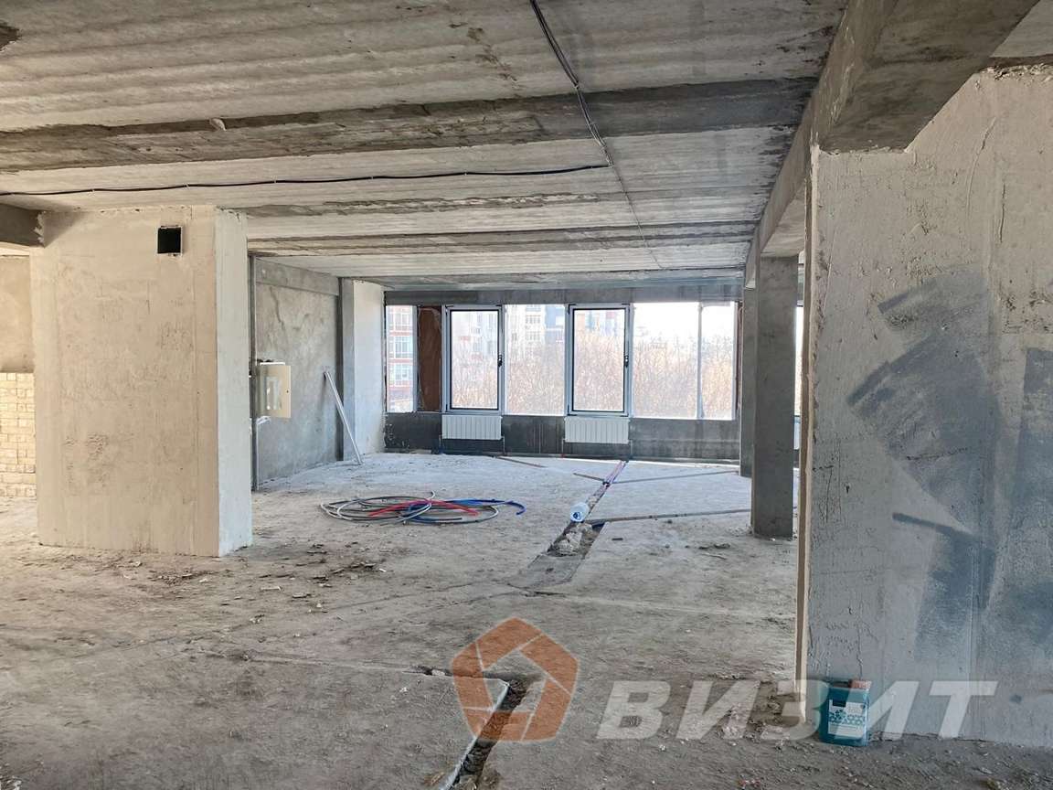 Продажа коммерческой недвижимости, 212м <sup>2</sup>, Самара, Лесная улица,  25В