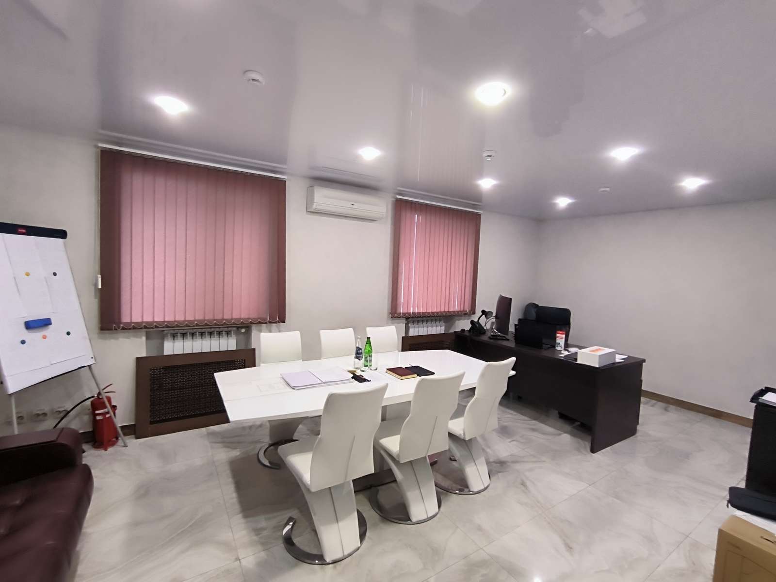 Продажа коммерческой недвижимости, 131м <sup>2</sup>, Самара, Санфировой улица,  112б