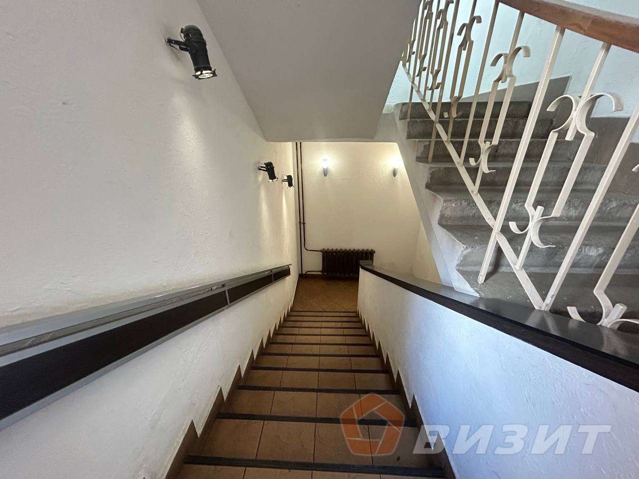 Аренда коммерческой недвижимости, 200м <sup>2</sup>, Самара, Аминева улица,  8б