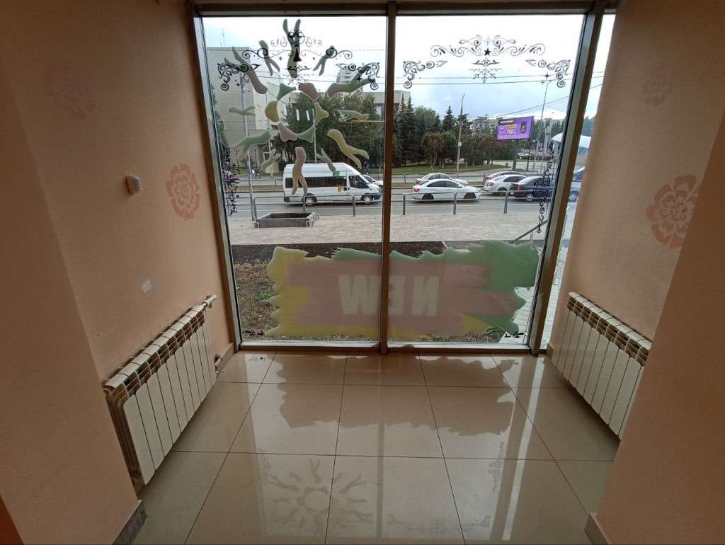 Продажа коммерческой недвижимости, 64м <sup>2</sup>, Самара, Ново-Садовая улица,  22