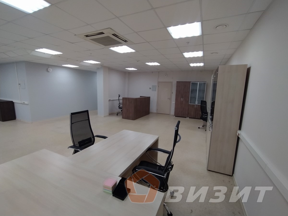 Аренда коммерческой недвижимости, 633м <sup>2</sup>, Самара, Мичурина улица,  21