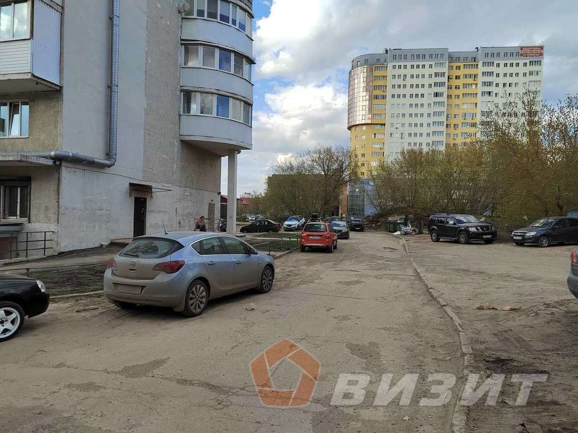 Продажа коммерческой недвижимости, 182м <sup>2</sup>, Самара, Ново-Садовая улица,  303а