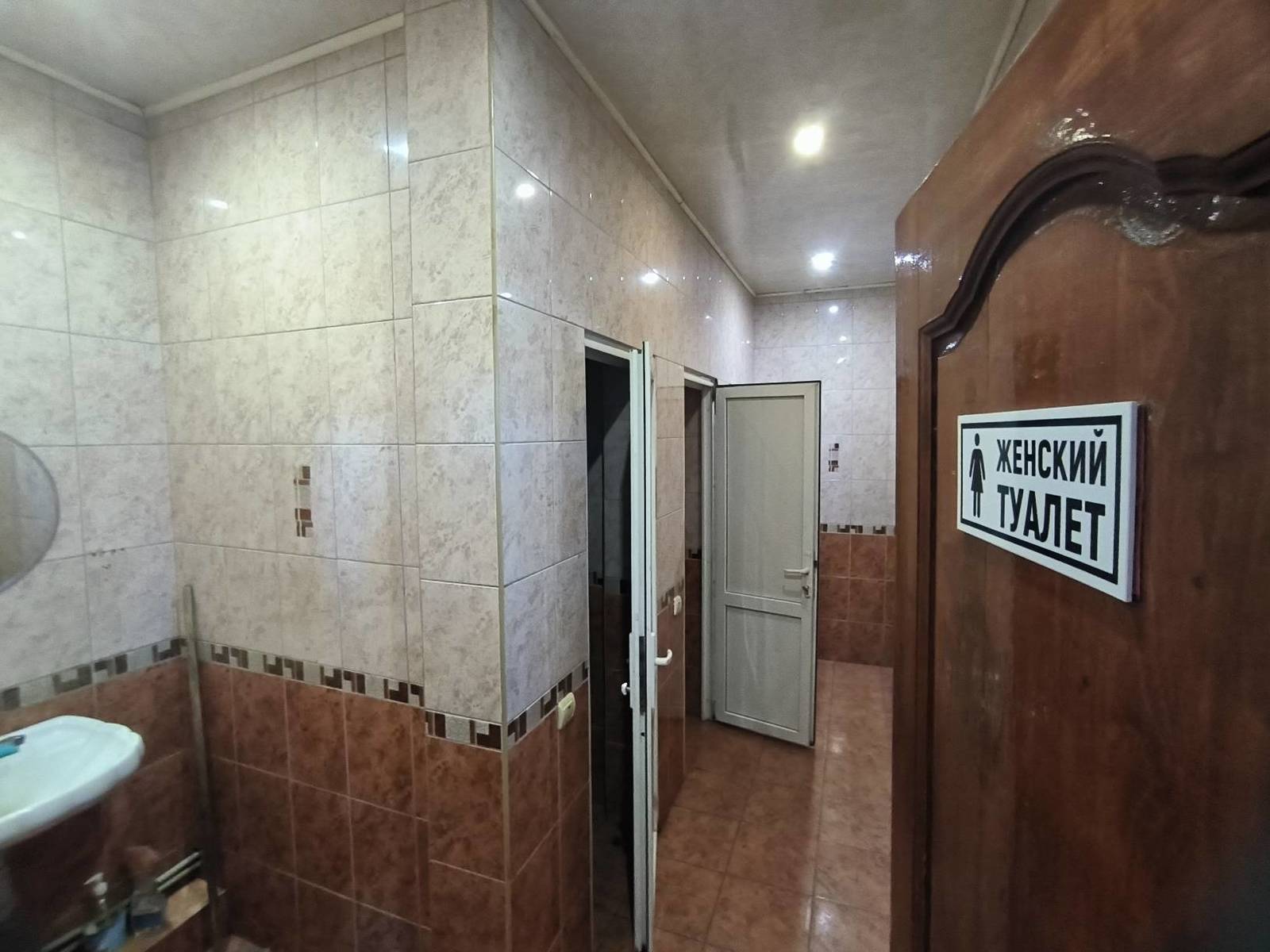 Продажа коммерческой недвижимости, 808м <sup>2</sup>, Самара, Алма-Атинская улица,  171