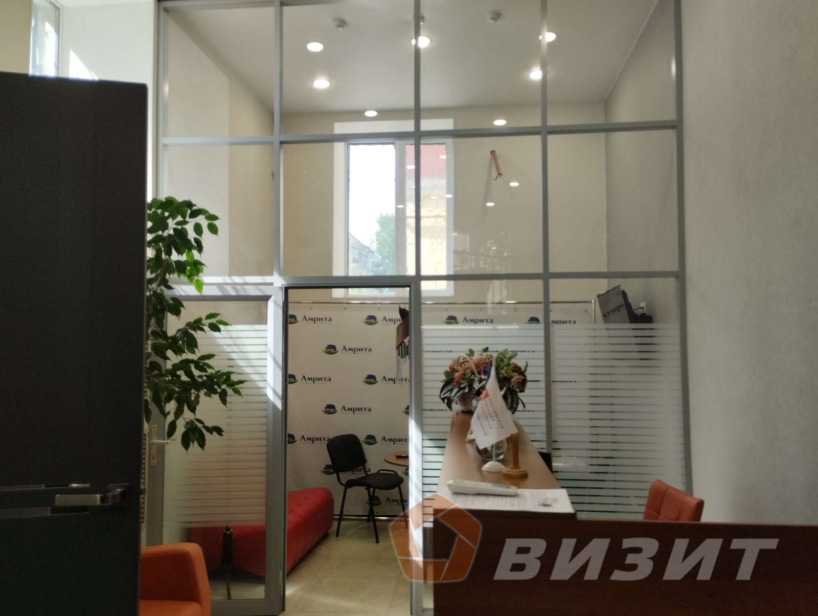 Продажа коммерческой недвижимости, 56м <sup>2</sup>, Самара, Победы улица,  105