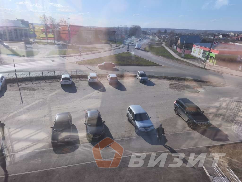 Аренда коммерческой недвижимости, 325м <sup>2</sup>, Кинель-Черкассы, Молодогвардейская улица,  68