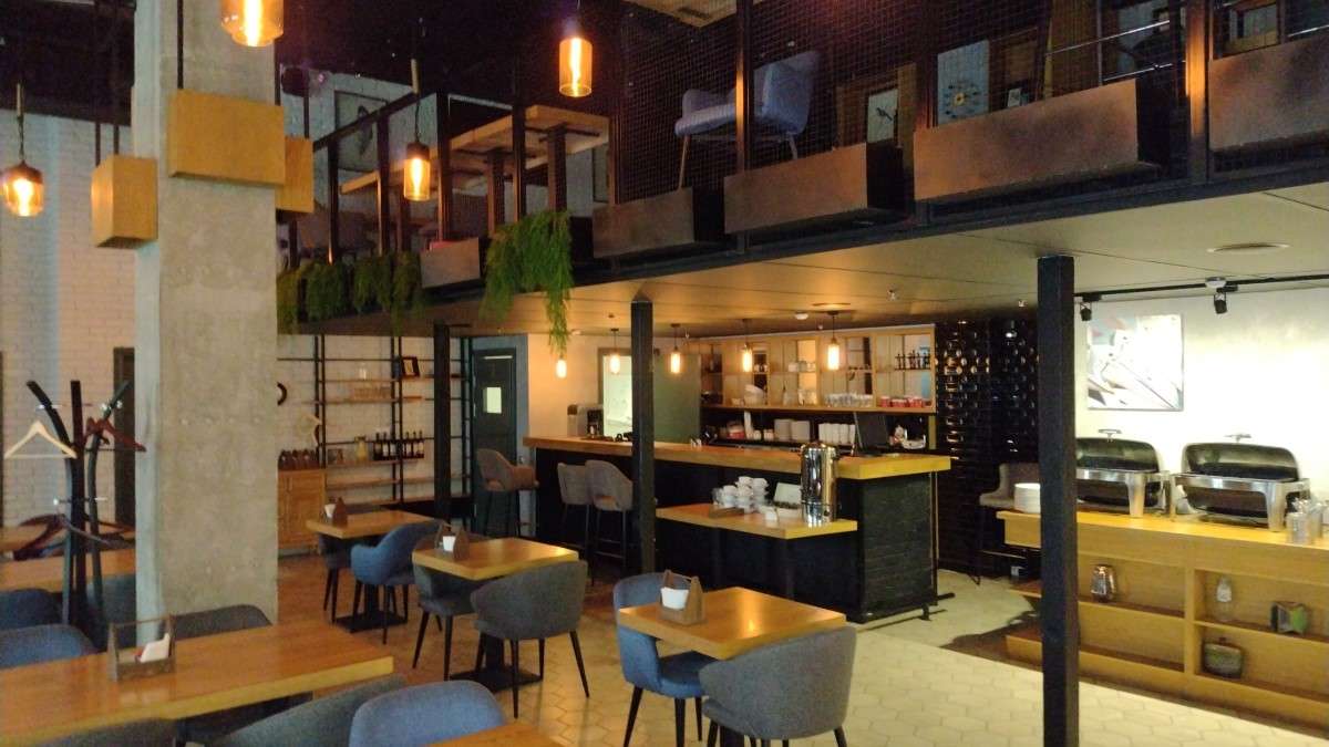 Аренда коммерческой недвижимости, 500м <sup>2</sup>, Самара, Мичурина улица,  21