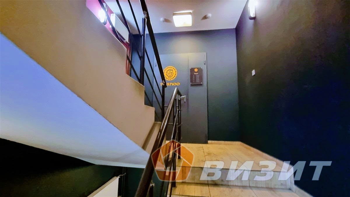 Продажа коммерческой недвижимости, 818м <sup>2</sup>, Самара, Молодогвардейская улица,  143