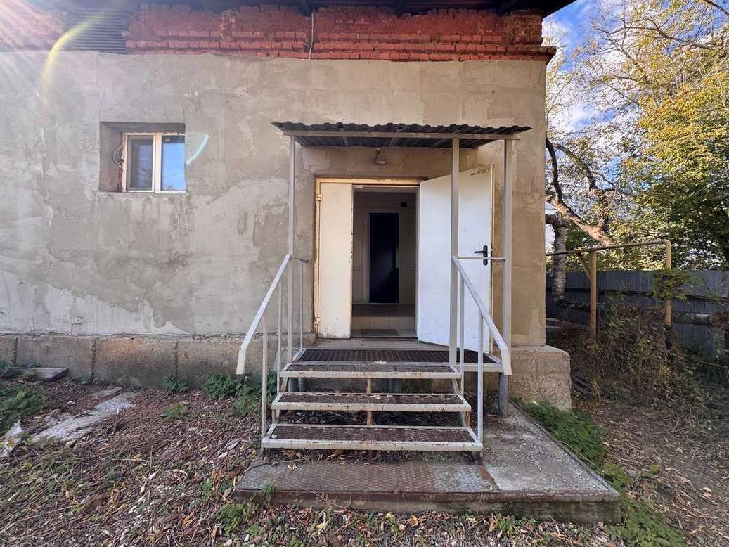 Аренда коммерческой недвижимости, 90м <sup>2</sup>, Самара, Новоурицкая улица,  12к5