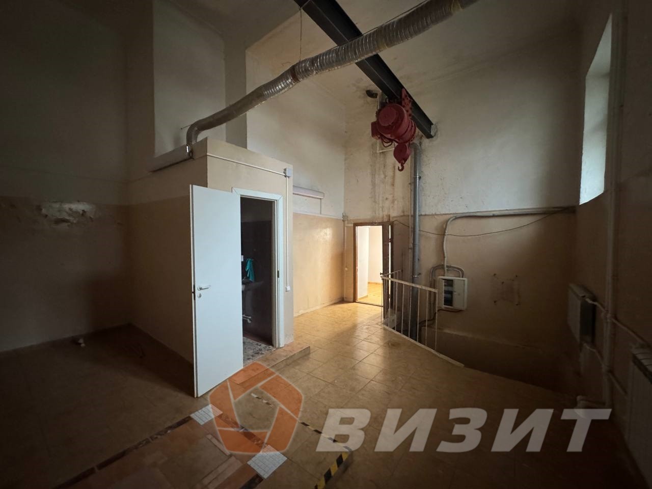 Аренда коммерческой недвижимости, 284м <sup>2</sup>, Самара, Гагарина улица,  153