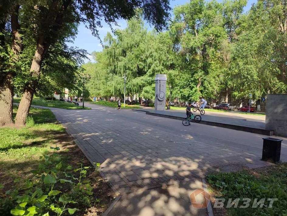 Аренда коммерческой недвижимости, 140м <sup>2</sup>, Самара, Юных Пионеров проспект,  142