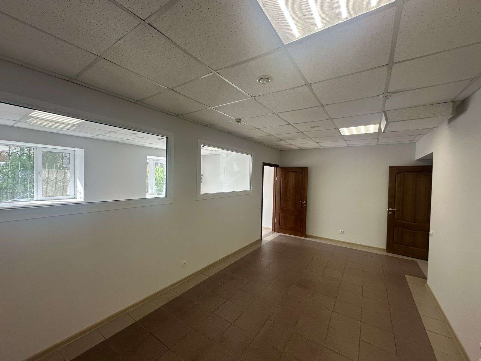 Продажа коммерческой недвижимости, 98м <sup>2</sup>, Самара, Шверника улица,  15