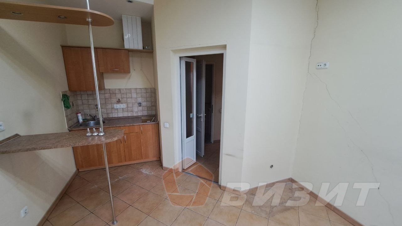 Продажа коммерческой недвижимости, 72м <sup>2</sup>, Самара, Лесная улица,  7