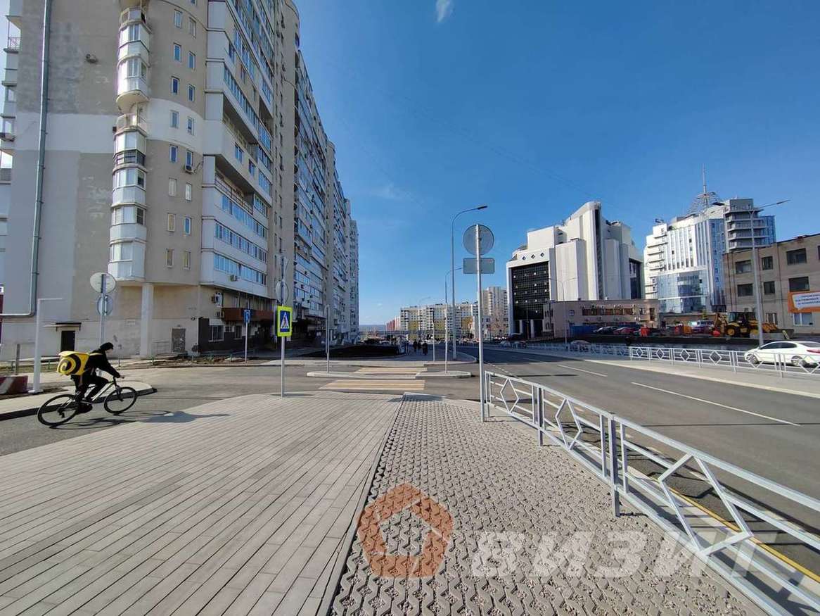 Продажа коммерческой недвижимости, 182м <sup>2</sup>, Самара, Ново-Садовая улица,  303А