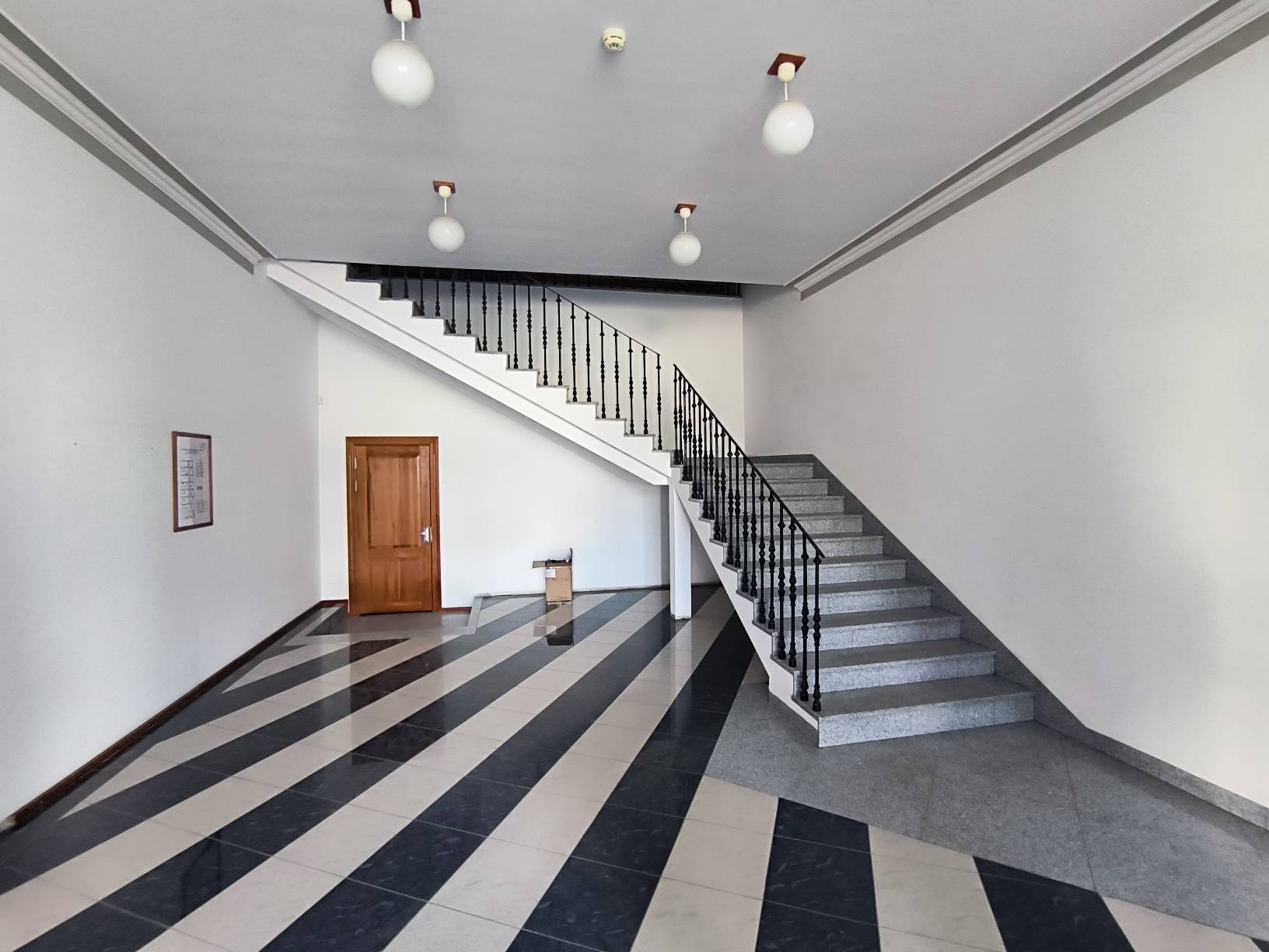 Аренда коммерческой недвижимости, 1540м <sup>2</sup>, Самара, Кирова проспект,  41ка