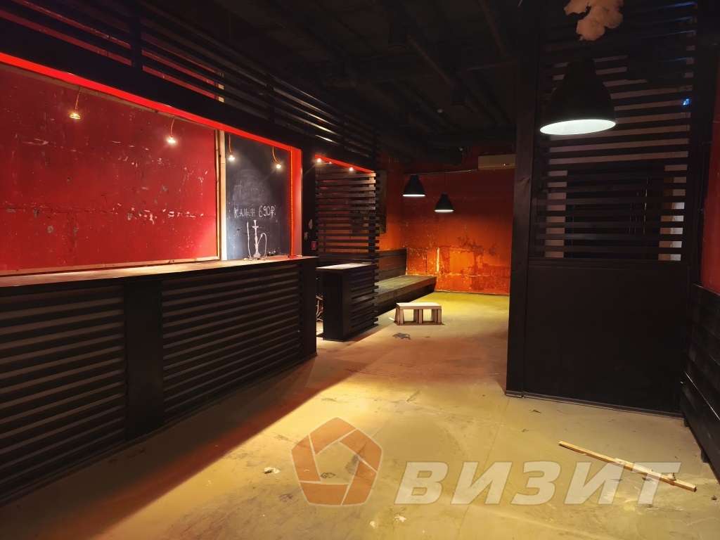 Продажа коммерческой недвижимости, 294м <sup>2</sup>, Самара, Рабочая улица,  85