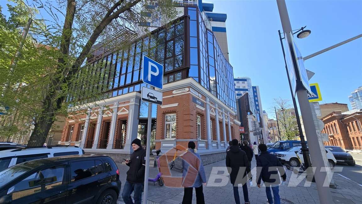 Продажа коммерческой недвижимости, 818м <sup>2</sup>, Самара, Молодогвардейская улица,  143