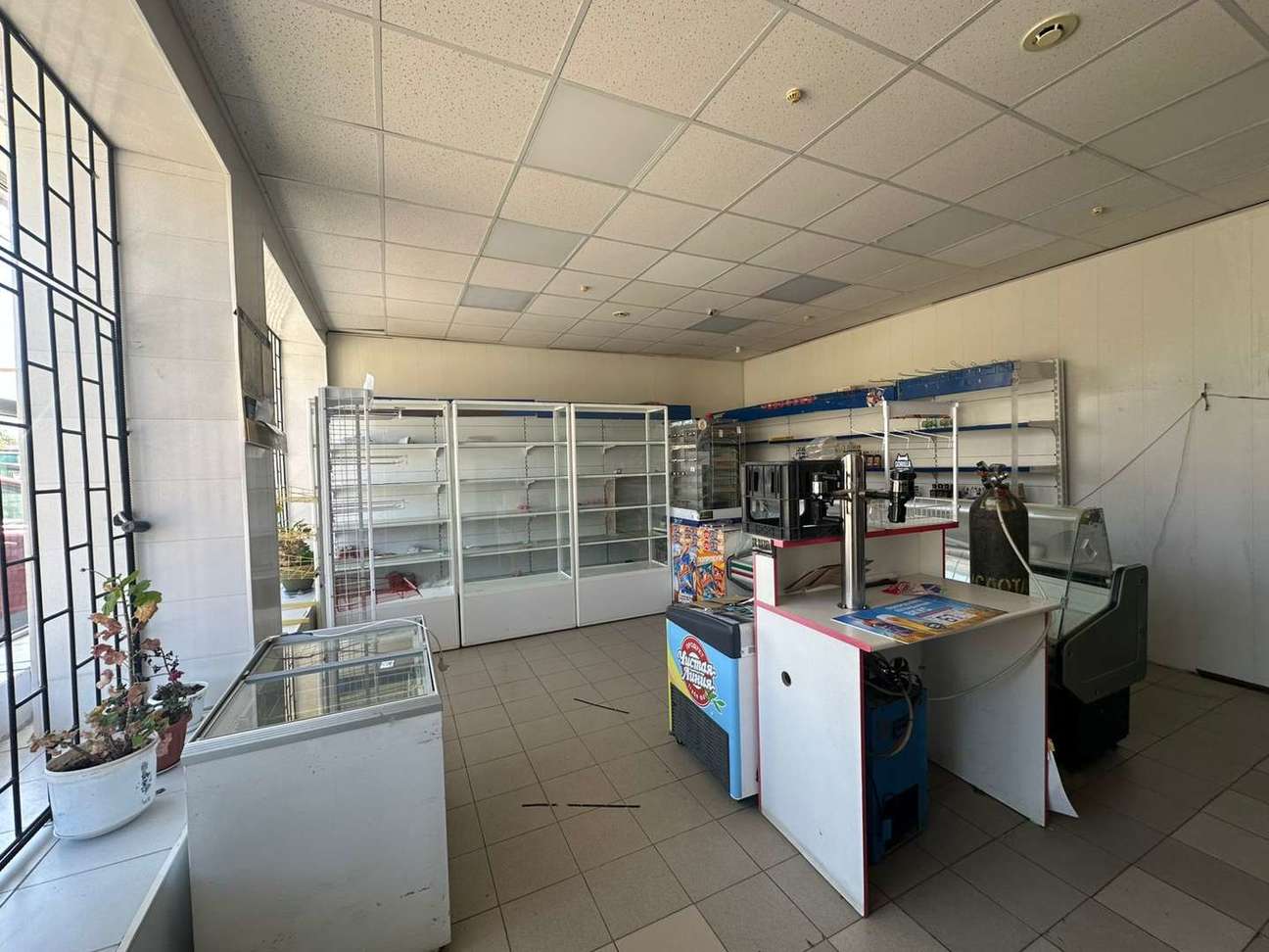 Аренда коммерческой недвижимости, 100м <sup>2</sup>, Самара, 3-й год Пятилетки улица,  131