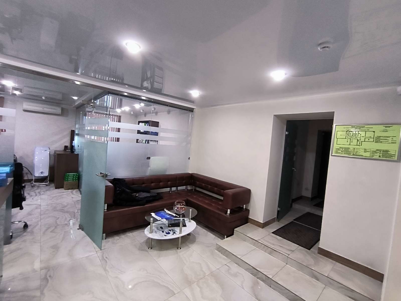 Аренда коммерческой недвижимости, 131м <sup>2</sup>, Самара, Санфировой улица,  112кб