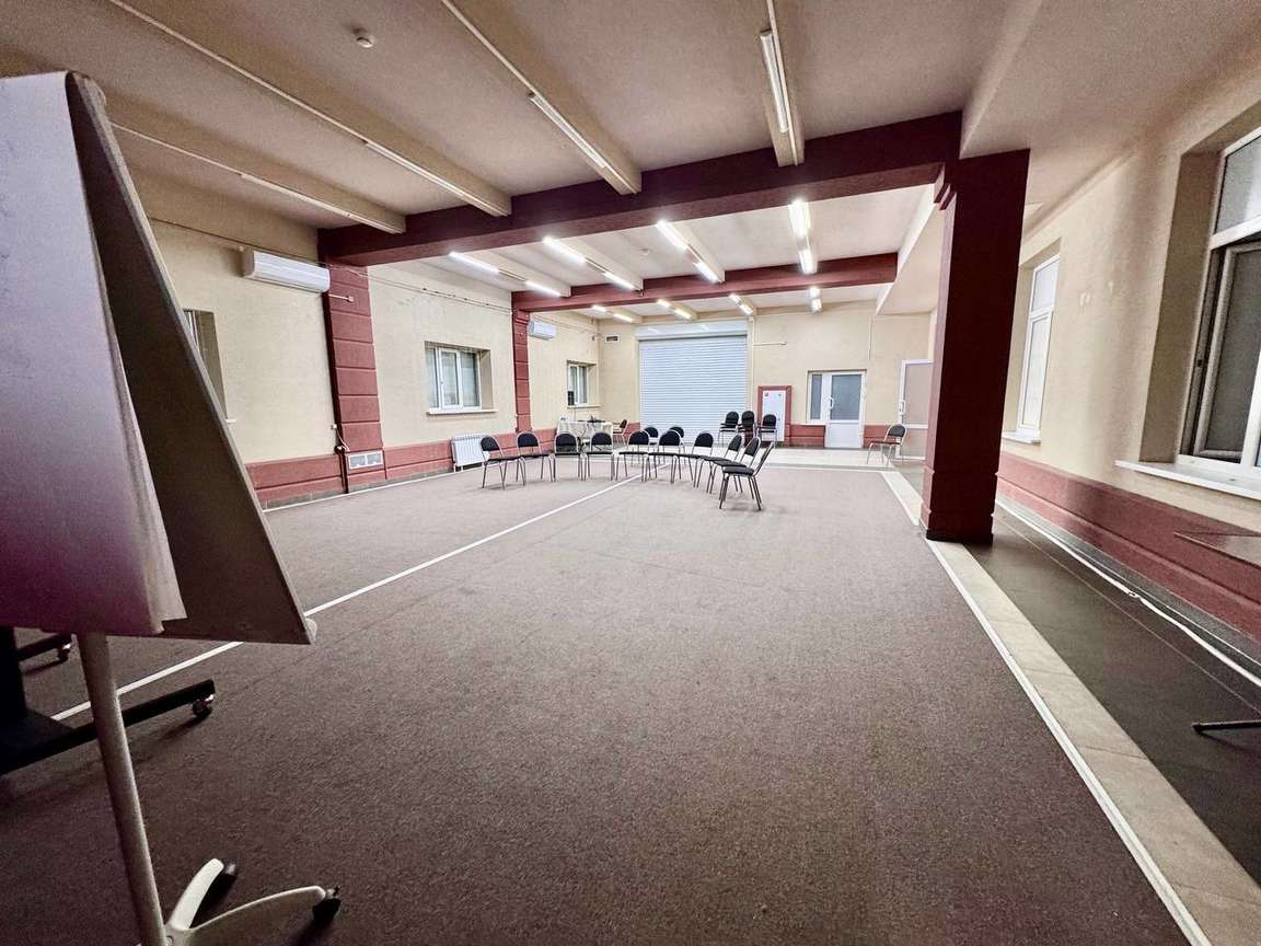 Аренда коммерческой недвижимости, 370м <sup>2</sup>, Самара, Гагарина улица,  1а