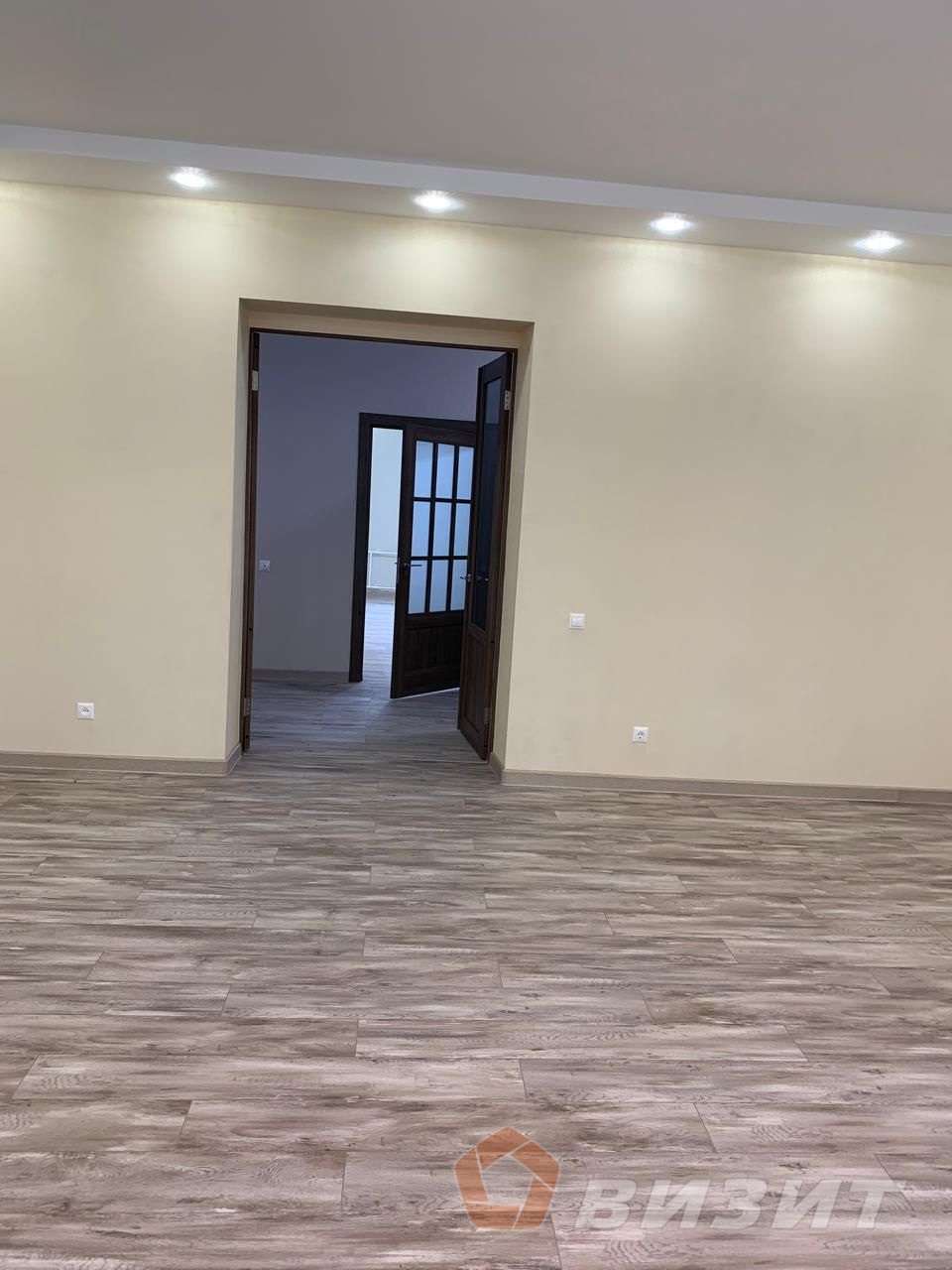 Аренда коммерческой недвижимости, 180м <sup>2</sup>, Самара, Садовая улица,  256