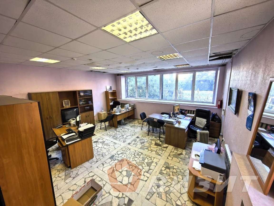 Продажа коммерческой недвижимости, 570м <sup>2</sup>, Самара, Бобруйская улица,  89