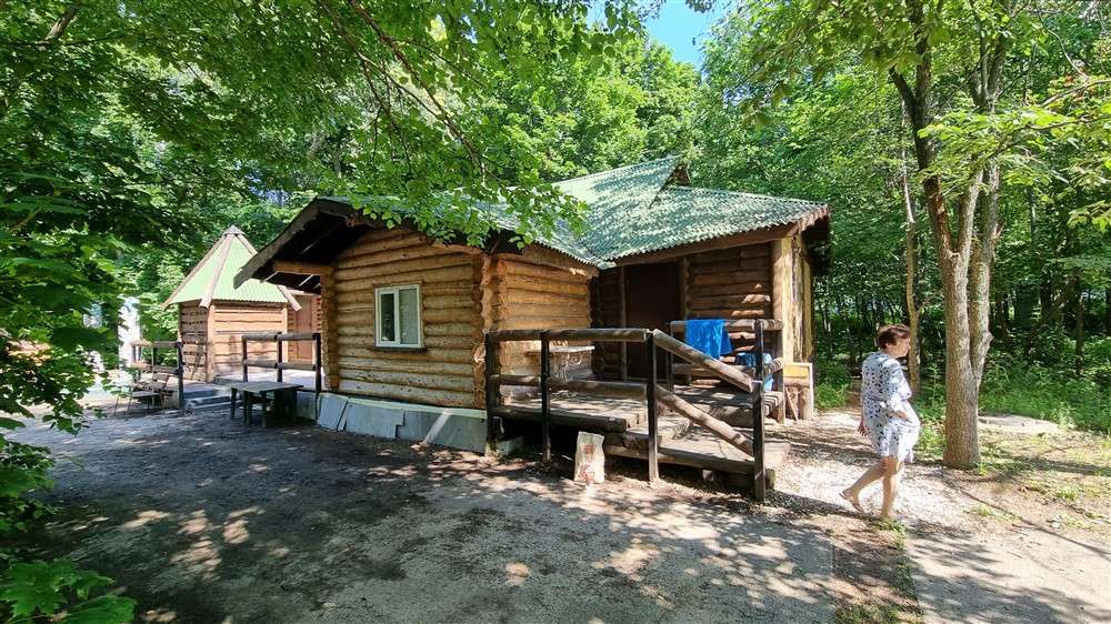 Продажа коммерческой недвижимости, 1700м <sup>2</sup>, Жигули, Советская улица,  116