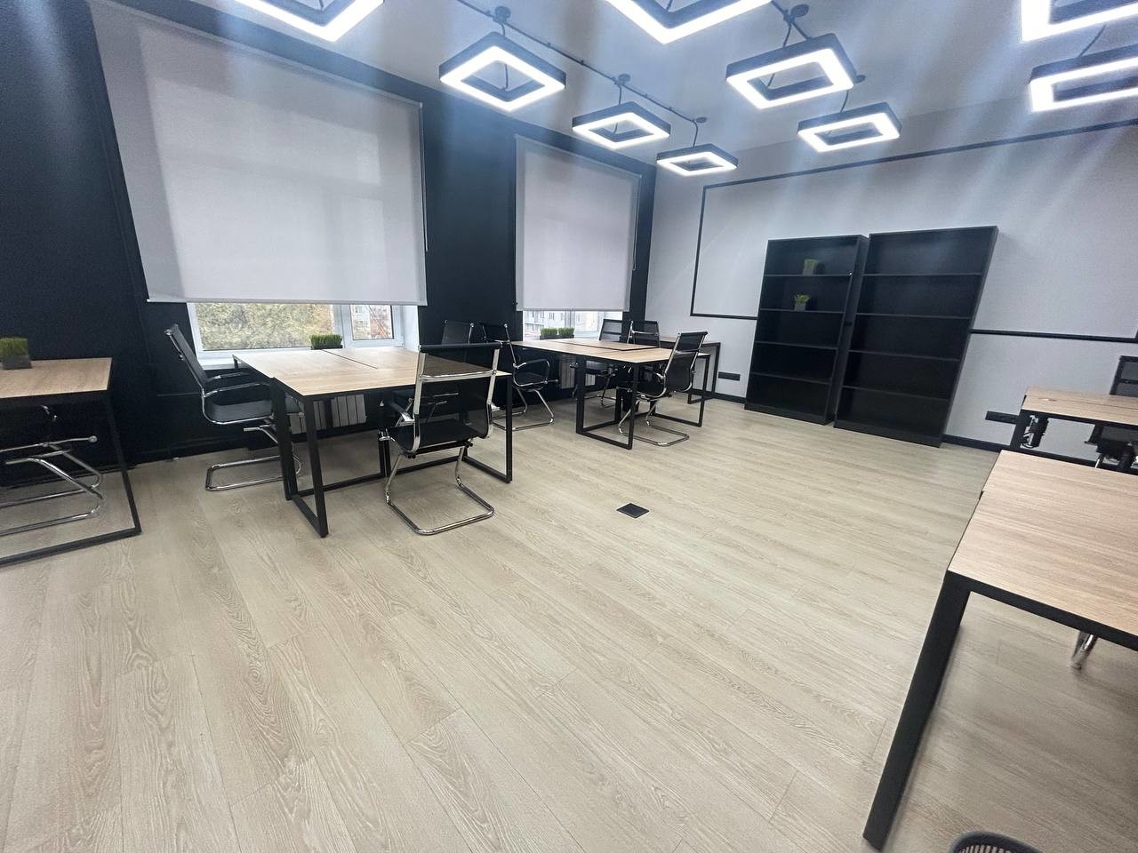 Аренда коммерческой недвижимости, 60м <sup>2</sup>, Самара, Антонова-Овсеенко улица,  44а