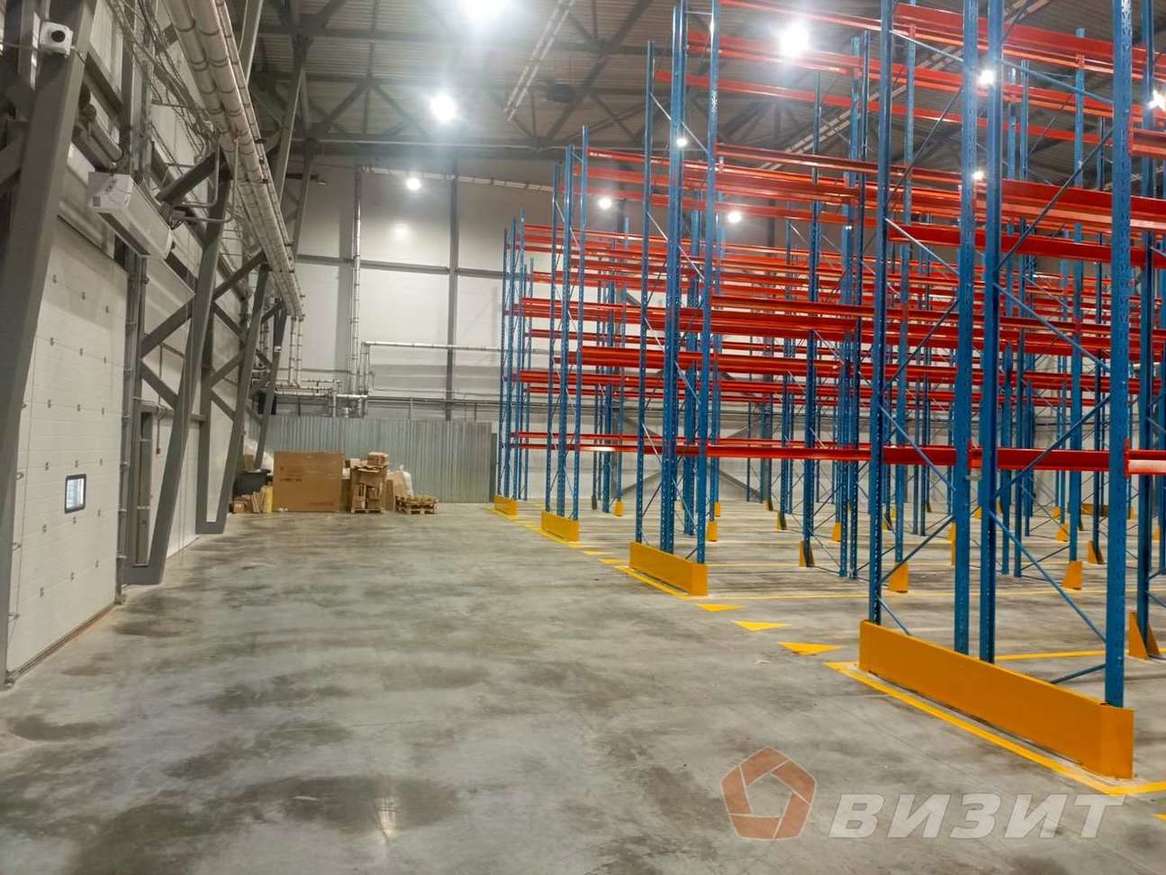 Аренда коммерческой недвижимости, 1500м <sup>2</sup>, Лопатино, улица Мира,  16/8