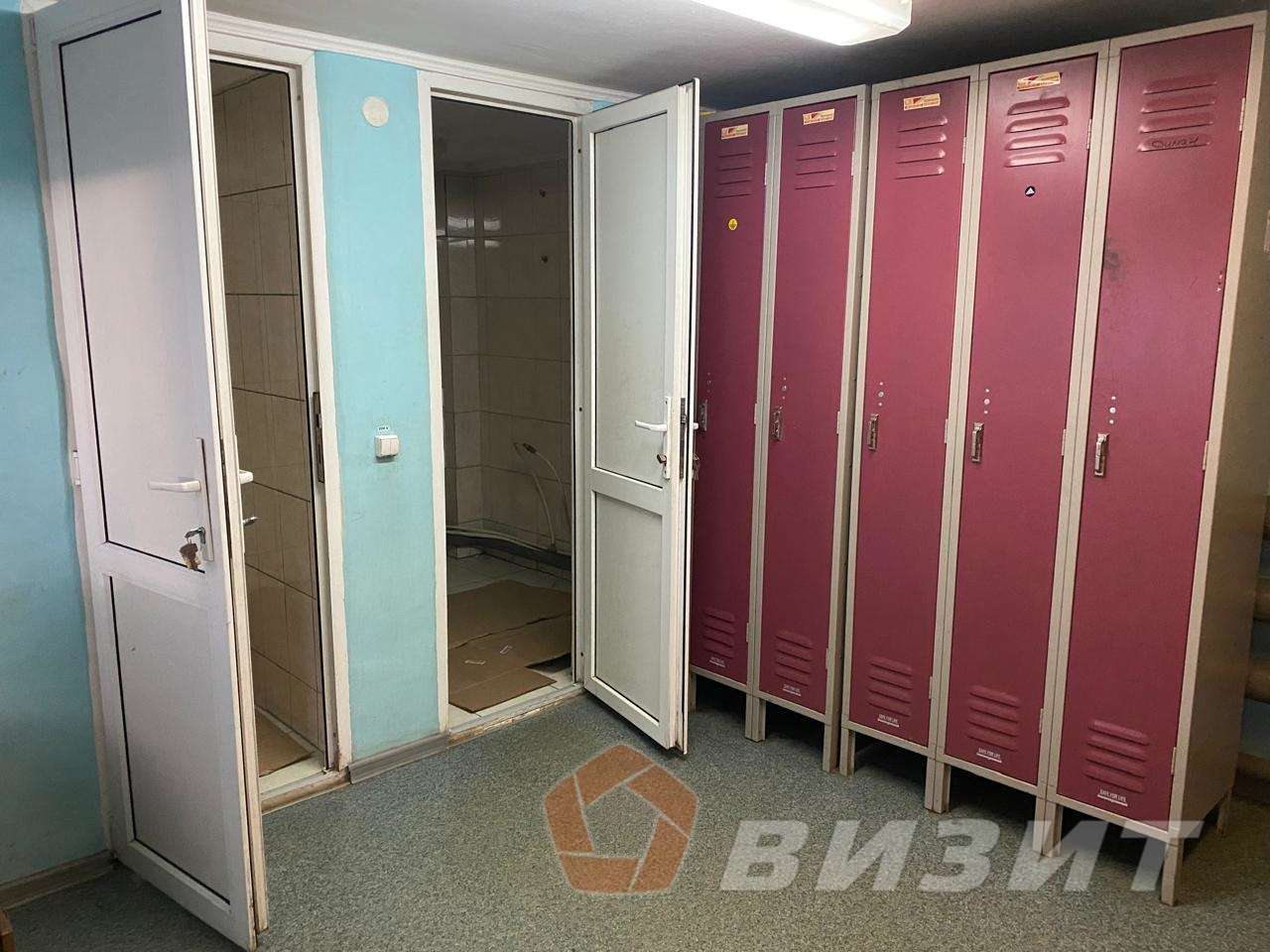 Продажа коммерческой недвижимости, 700м <sup>2</sup>, Новокуйбышевск, Промышленная 2-я улица,  7