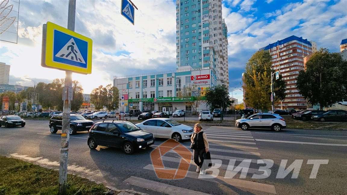 Аренда коммерческой недвижимости, 482м <sup>2</sup>, Самара, Молодежная улица,  2