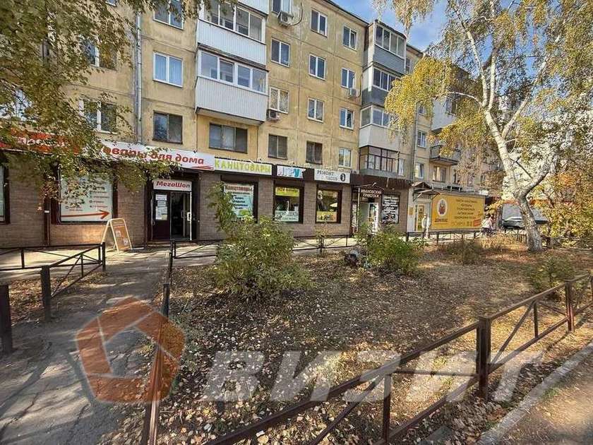 Аренда коммерческой недвижимости, 240м <sup>2</sup>, Самара, Революционная улица,  163