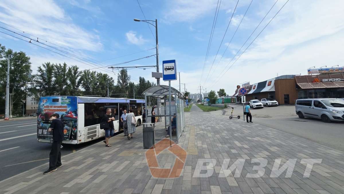 Аренда коммерческой недвижимости, 28м <sup>2</sup>, Самара, Революционная улица,  64Б