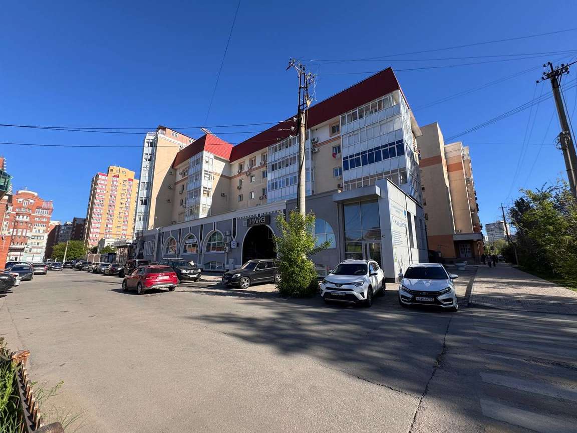 Продажа коммерческой недвижимости, 327м <sup>2</sup>, Самара, Ленинская улица,  168