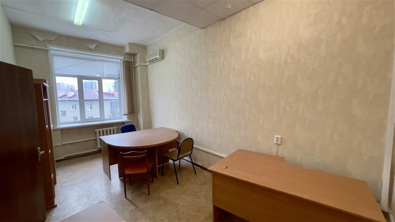 Продажа коммерческой недвижимости, 1334м <sup>2</sup>, Самара, Чернореченская улица,  21