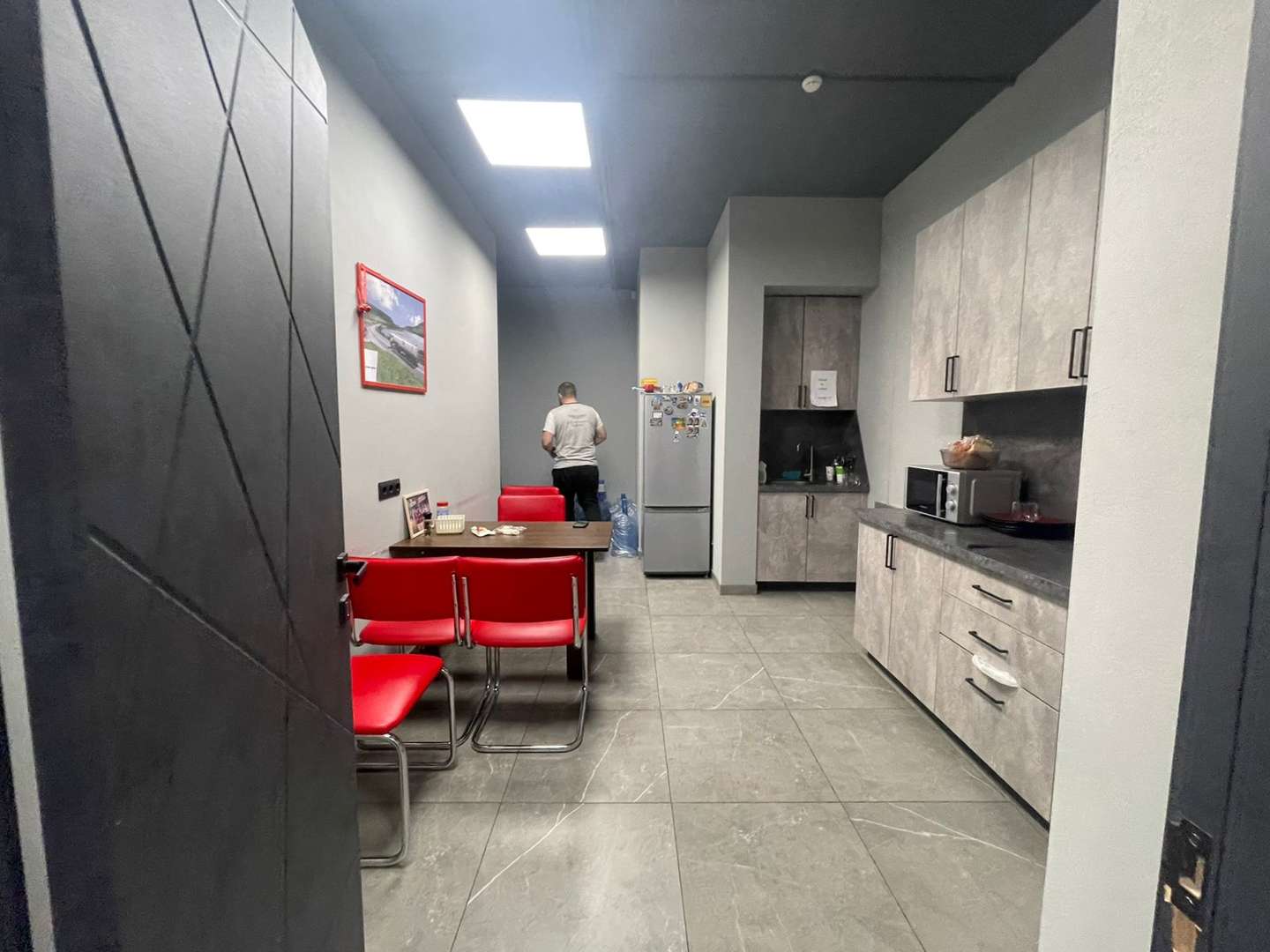 Аренда коммерческой недвижимости, 455м <sup>2</sup>, Самара, Ново-Садовая улица,  215кБ