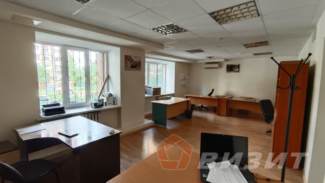 Продажа коммерческой недвижимости, 268м <sup>2</sup>, Самара, 6-я просека,  137