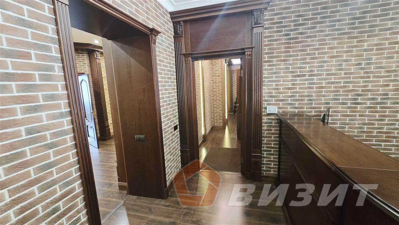 Аренда коммерческой недвижимости, 180м <sup>2</sup>, Самара, Молодогвардейская улица,  176